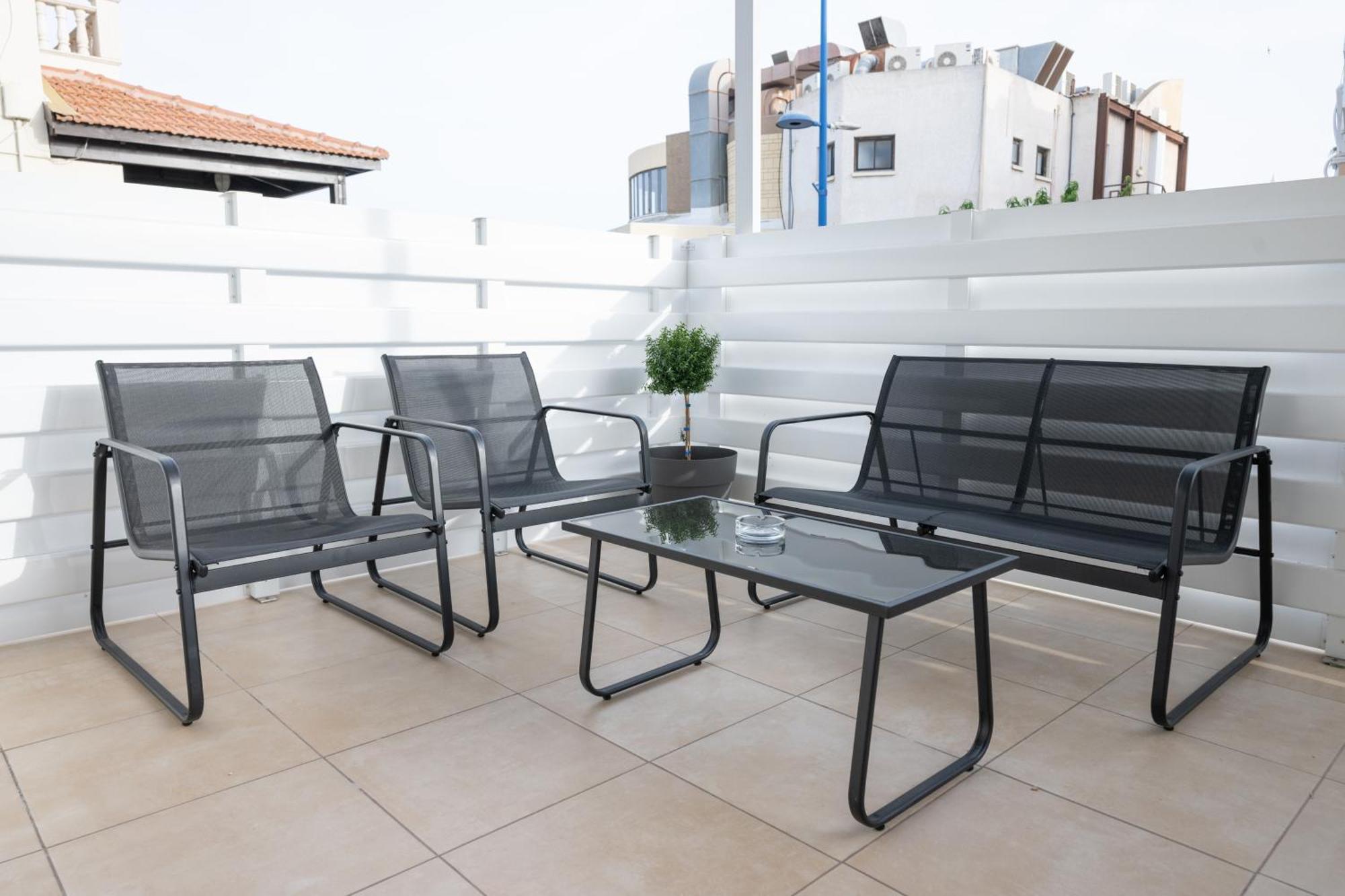 Napa Centrale Suites Agia Napa Exterior foto